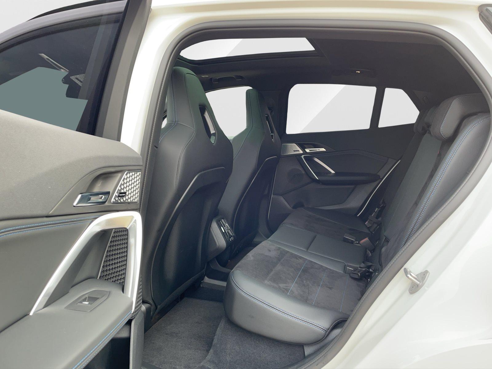 BMW iX2 – Bild 15
