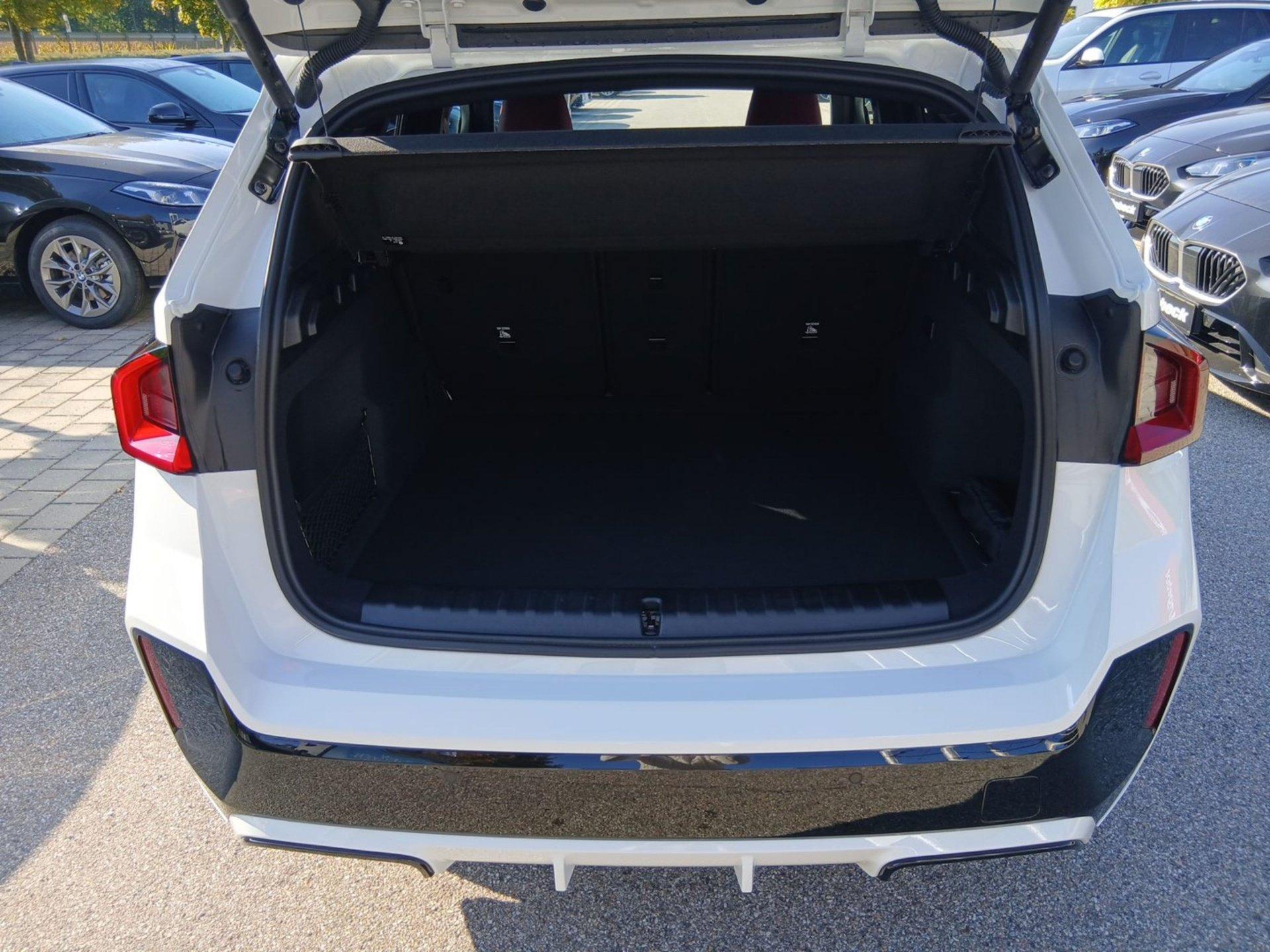 BMW iX1 – Bild 10
