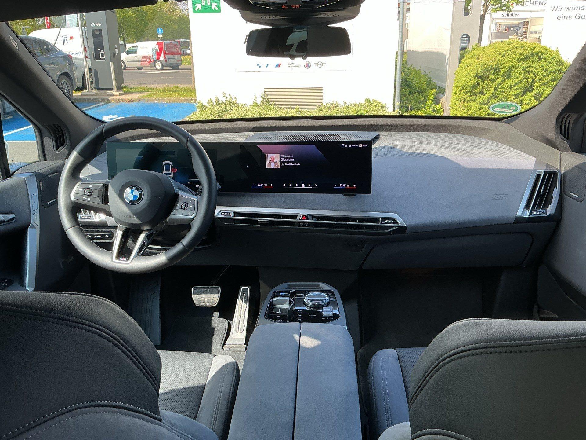 BMW iX – Bild 12