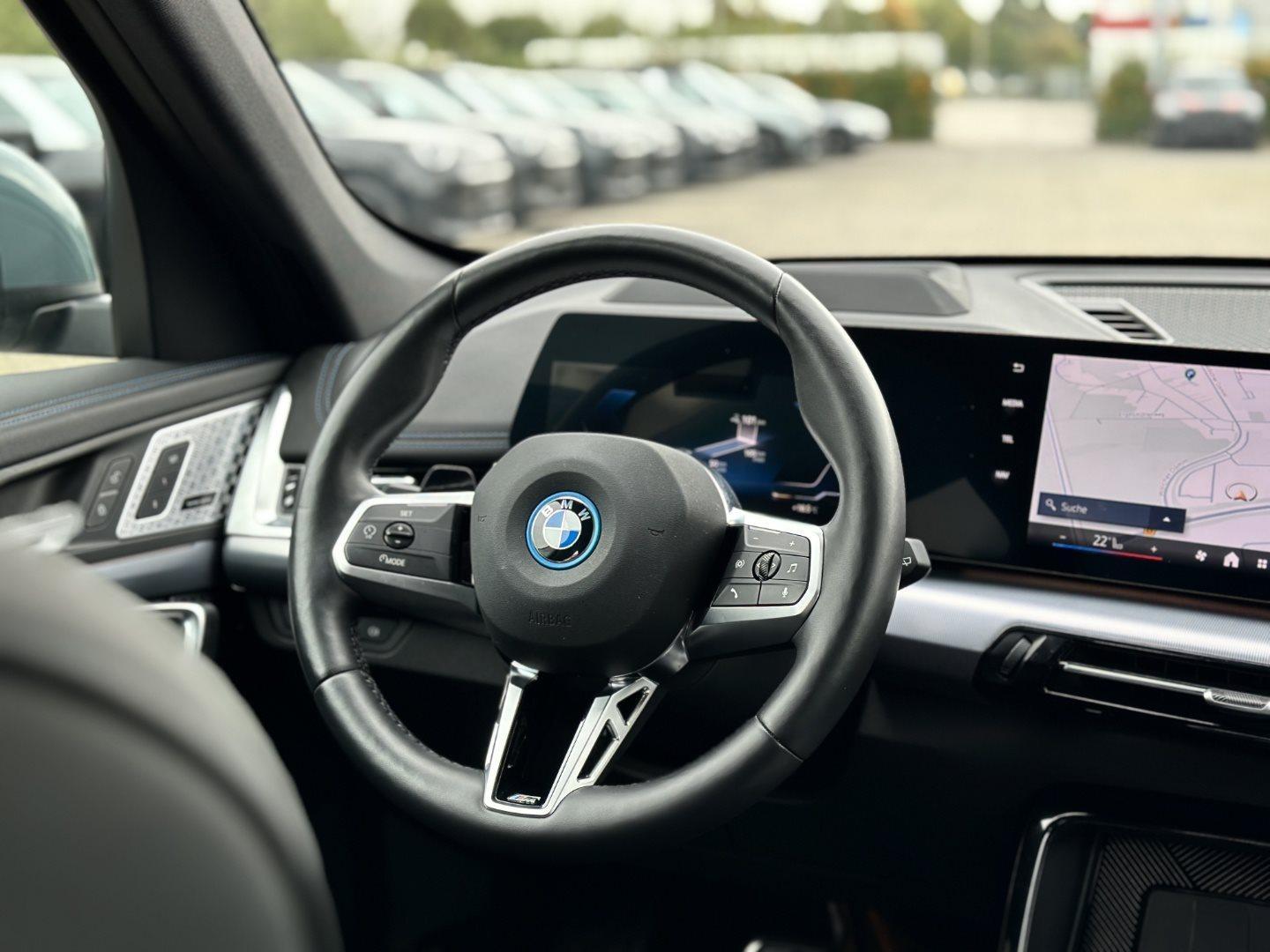 BMW iX1 – Bild 28