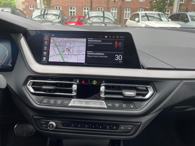 BMW 120d 2023