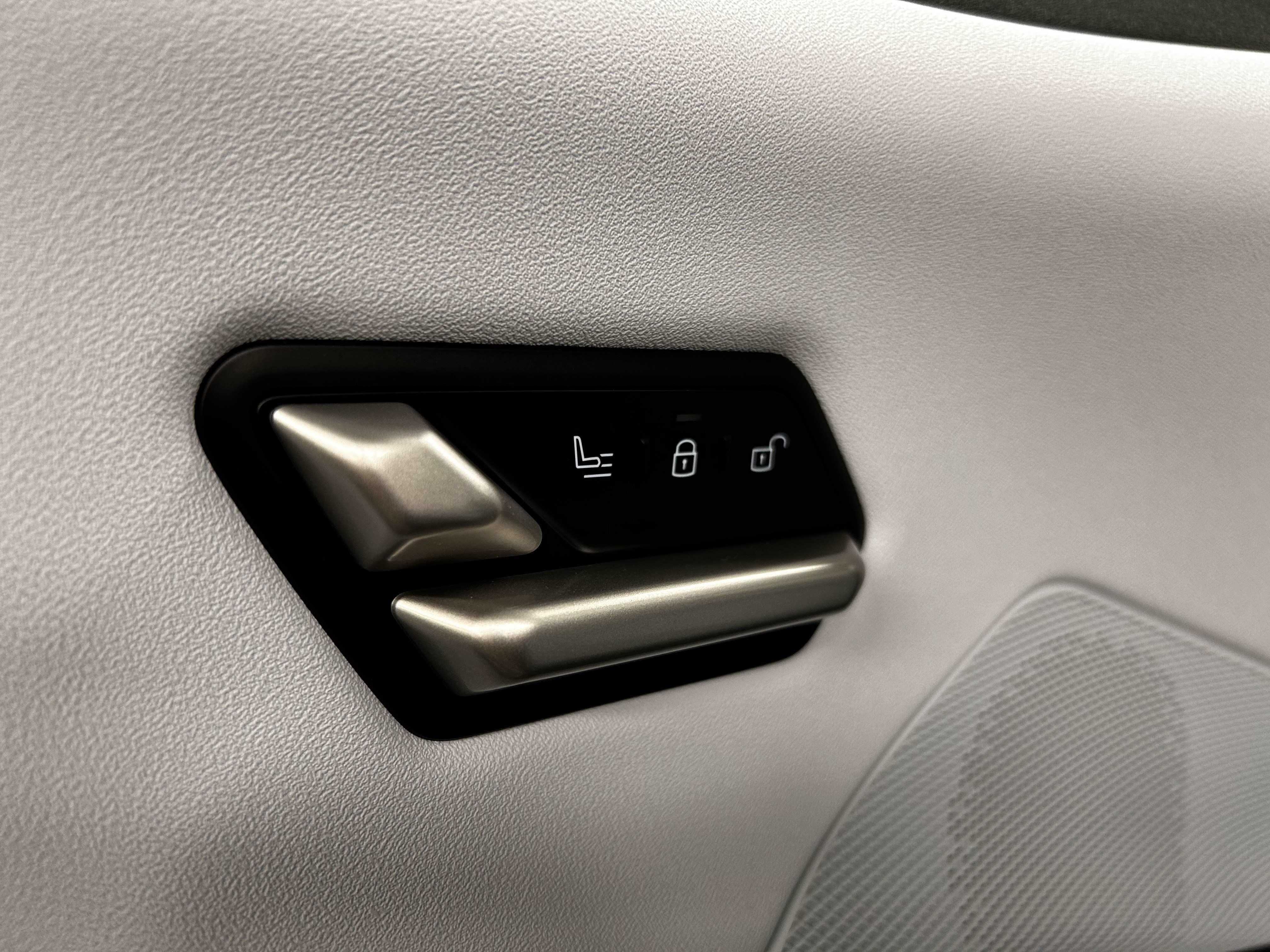 BMW iX3 – Bild 35