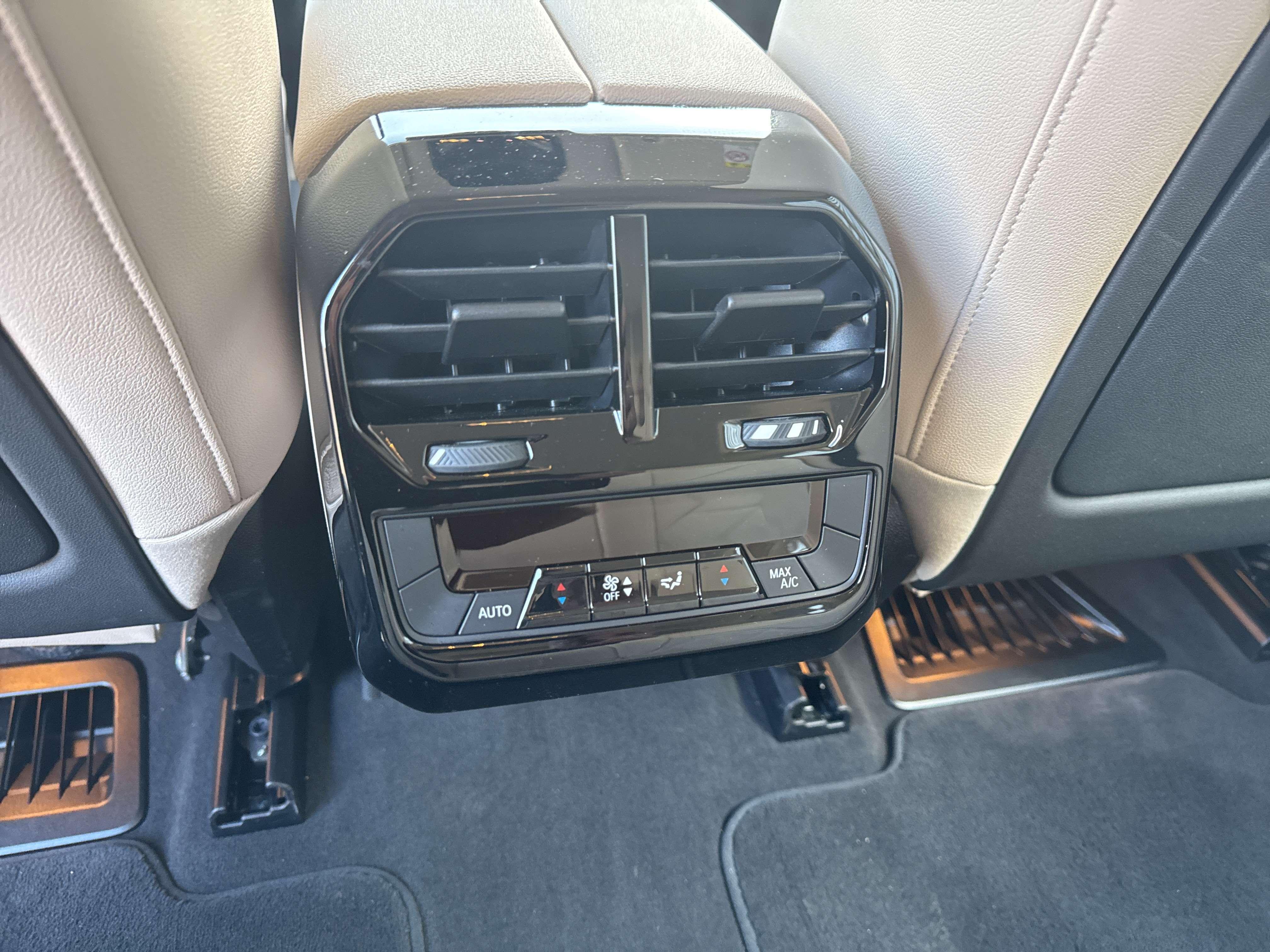 BMW iX – Bild 10