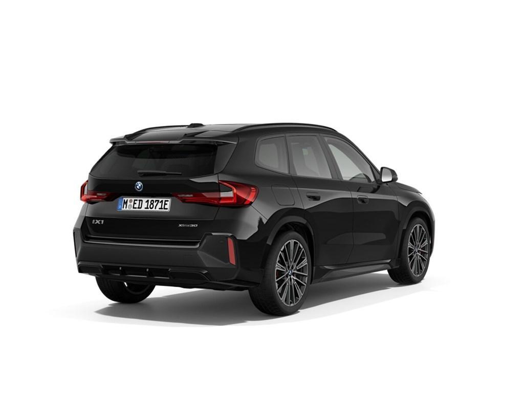 BMW iX1 – Bild 7