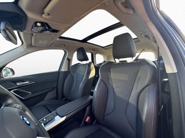 BMW iX1 – Bild 15