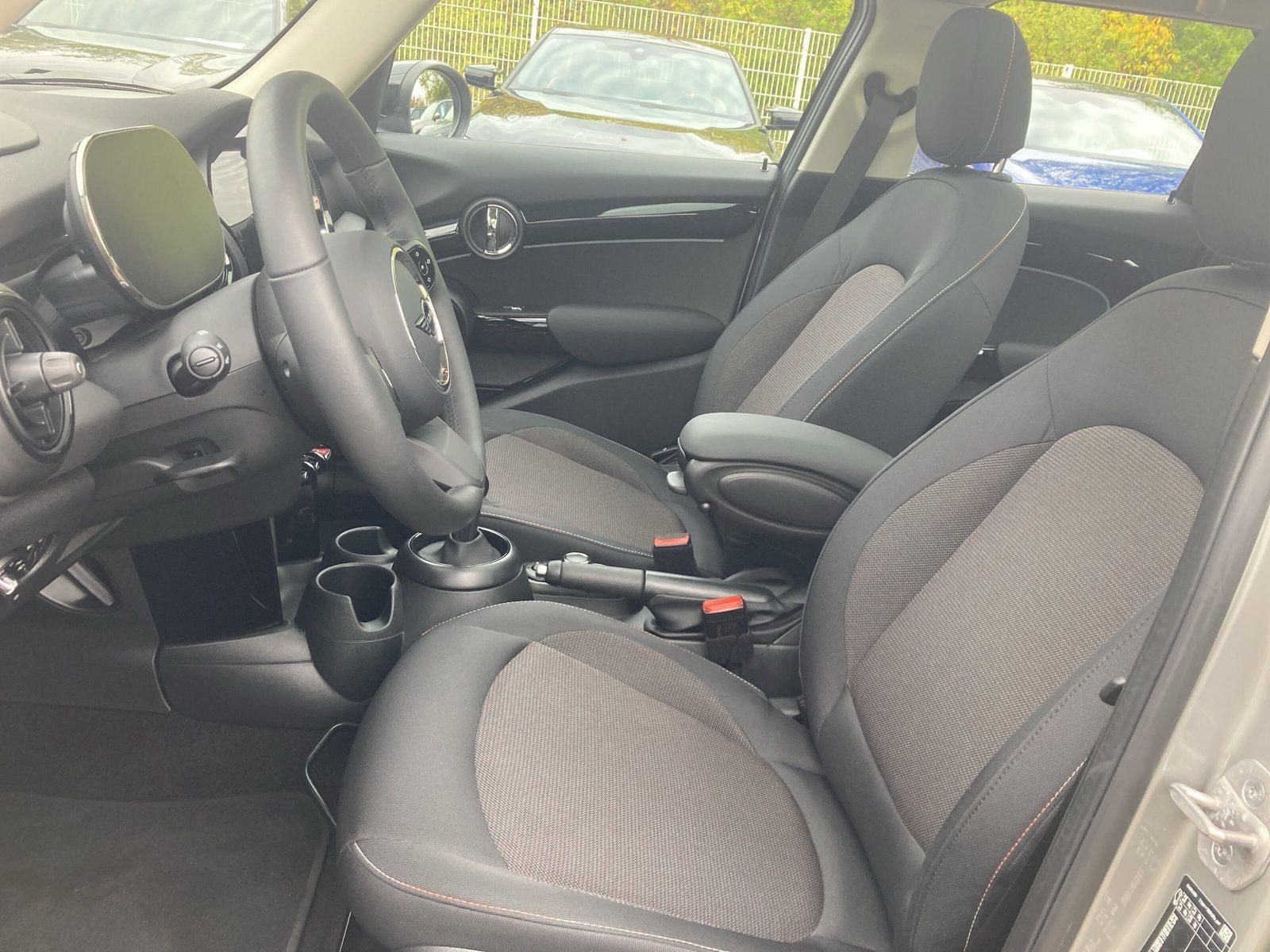 MINI Cooper 5-Türer – Bild 7