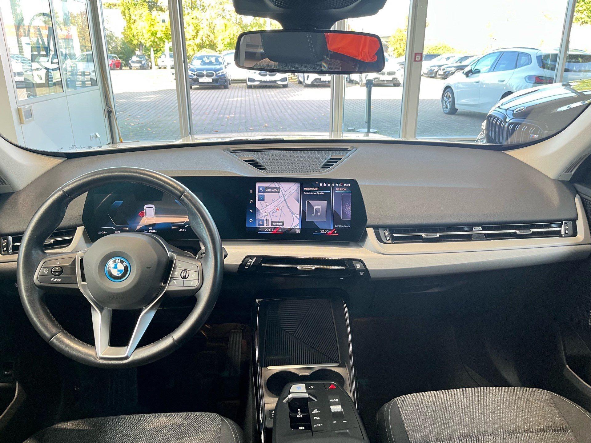 BMW iX1 – Bild 10