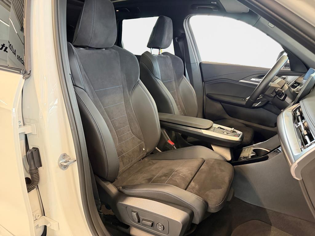 BMW iX1 – Bild 12