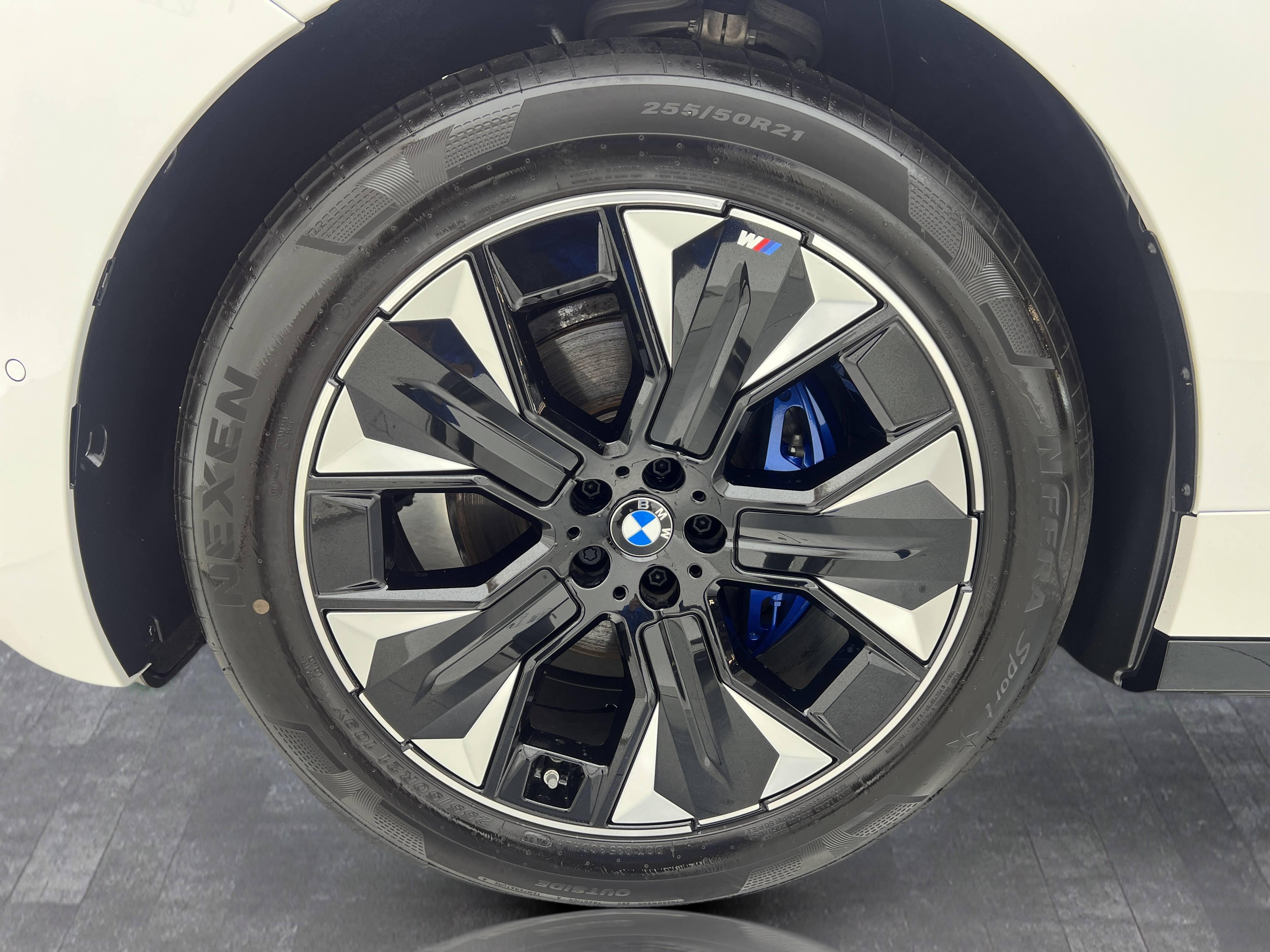 BMW iX – Bild 12