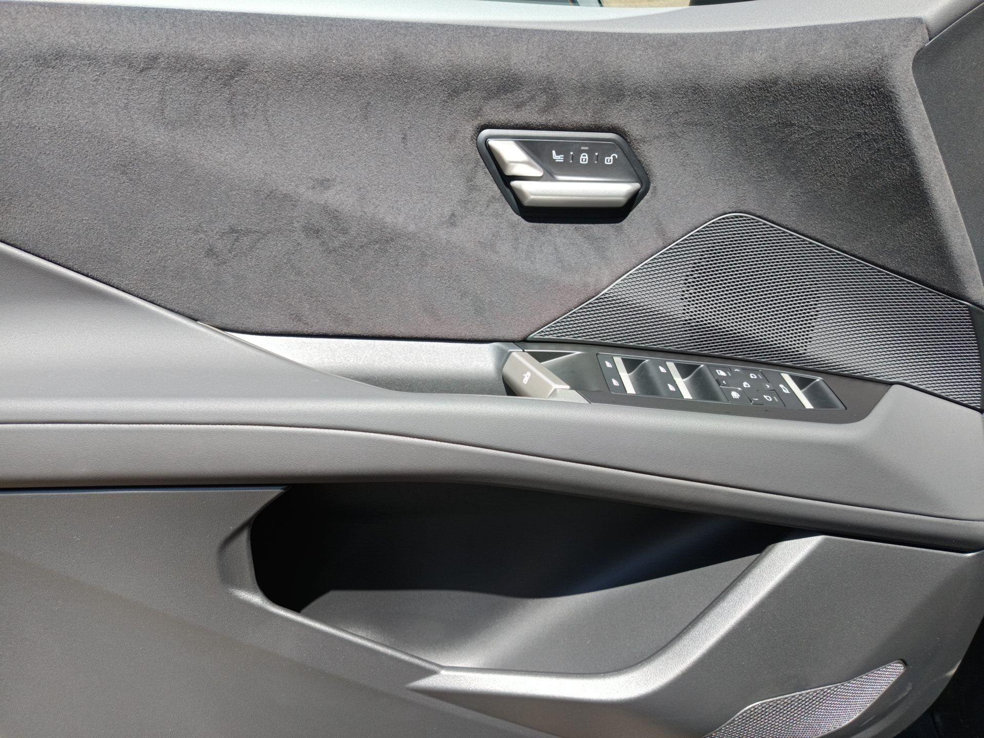 BMW iX3 – Bild 9