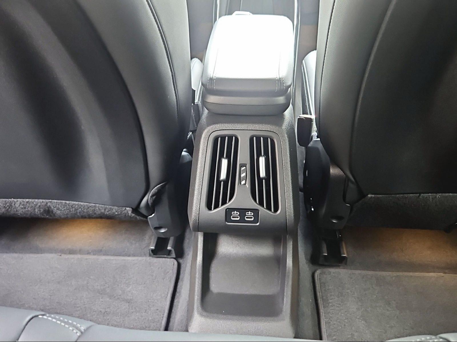 BMW iX2 – Bild 17