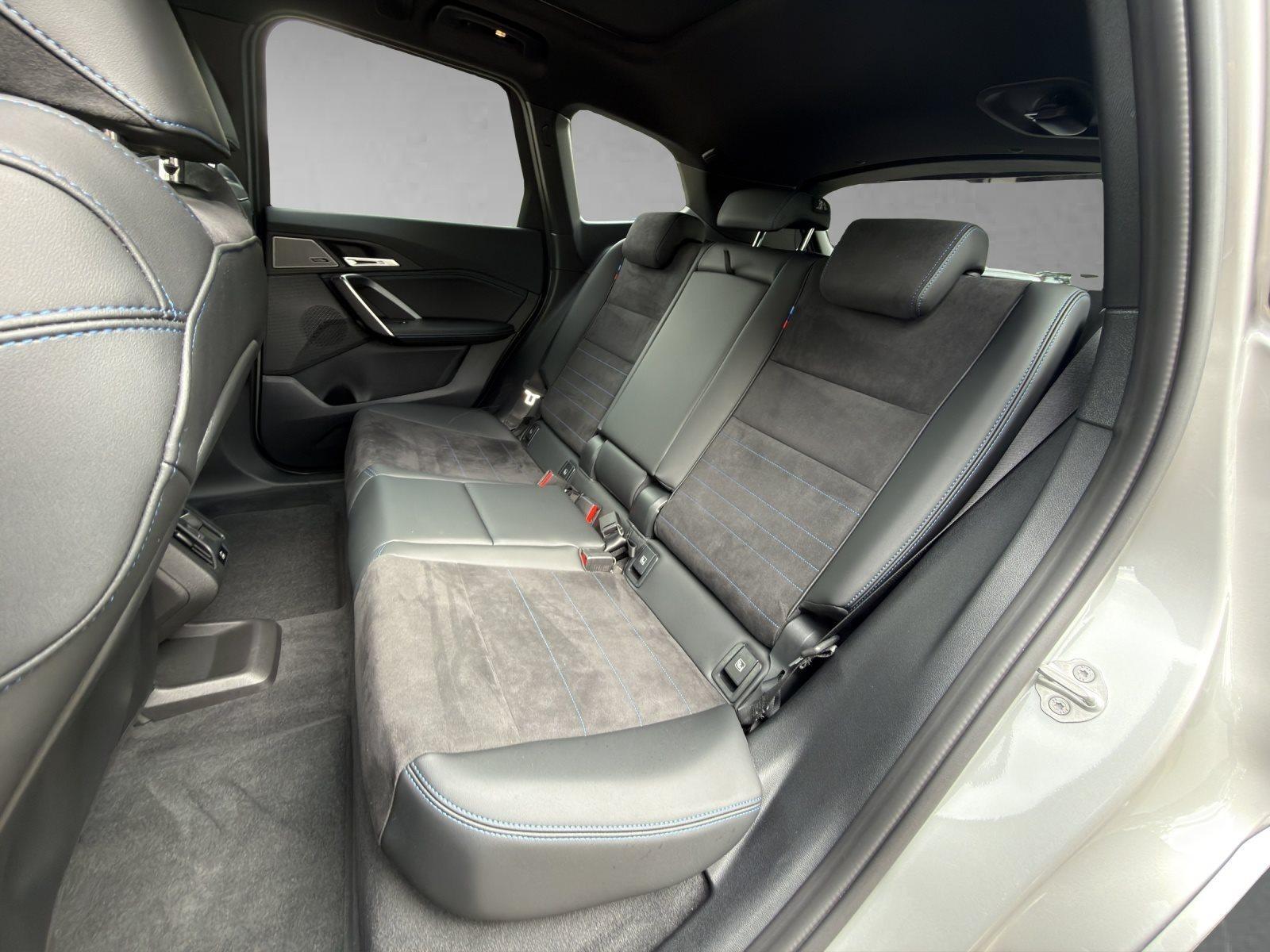 BMW iX1 – Bild 12