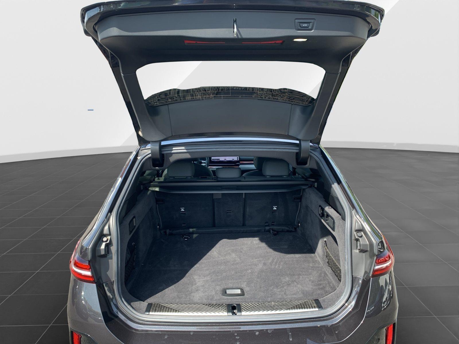 BMW i5 Touring – Bild 20