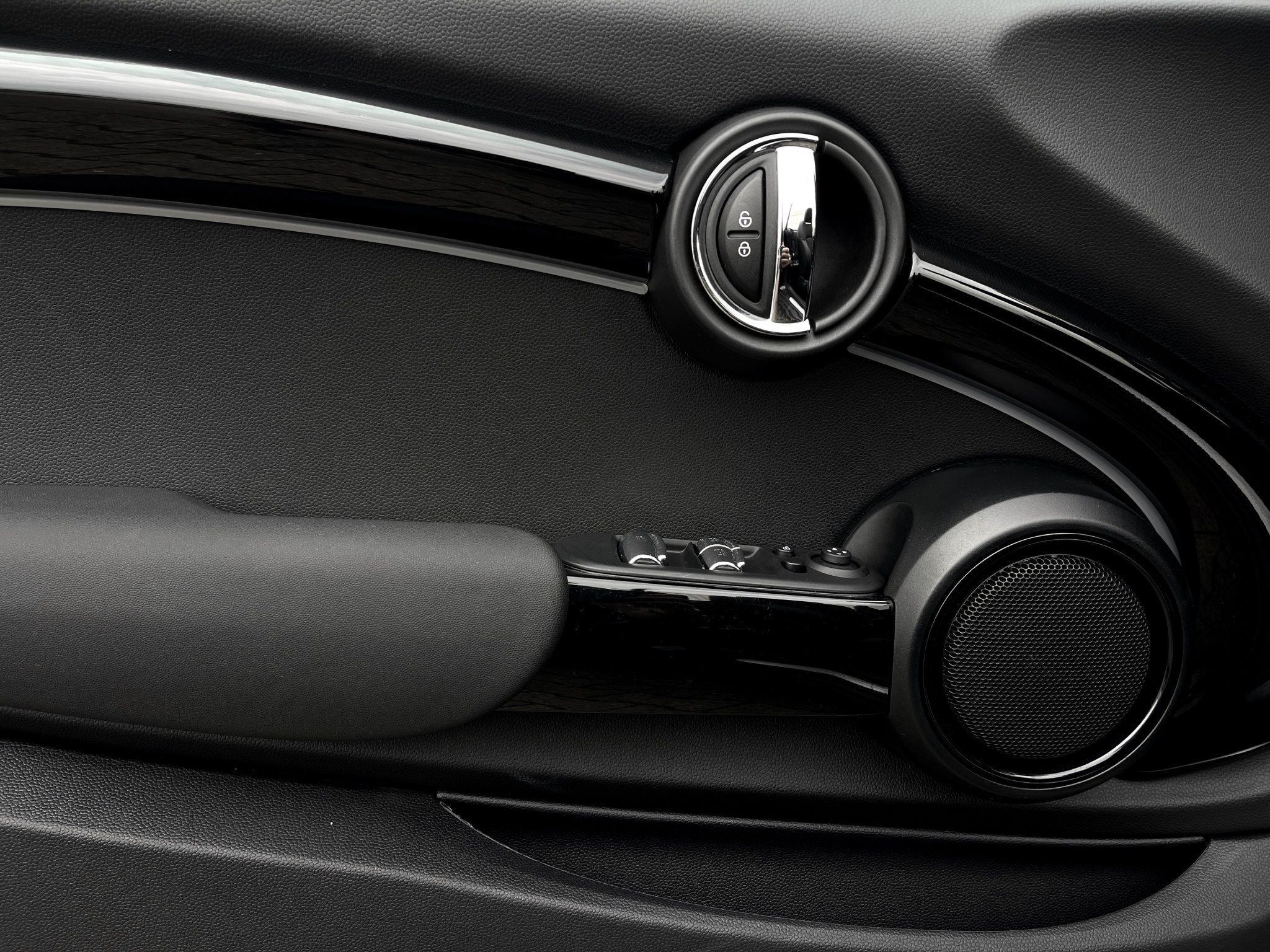 MINI Cabrio – Bild 17
