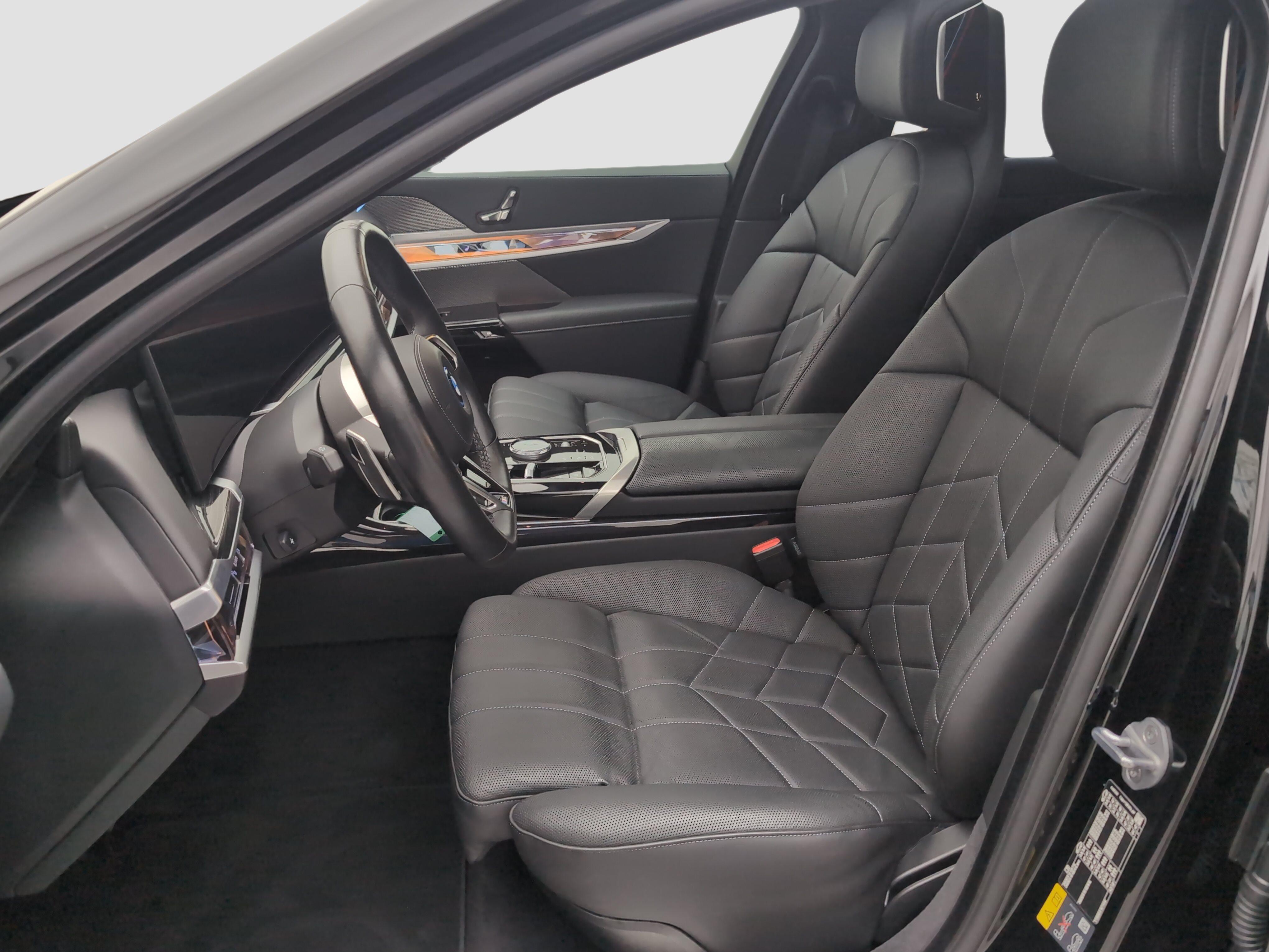 BMW i7 – Bild 9