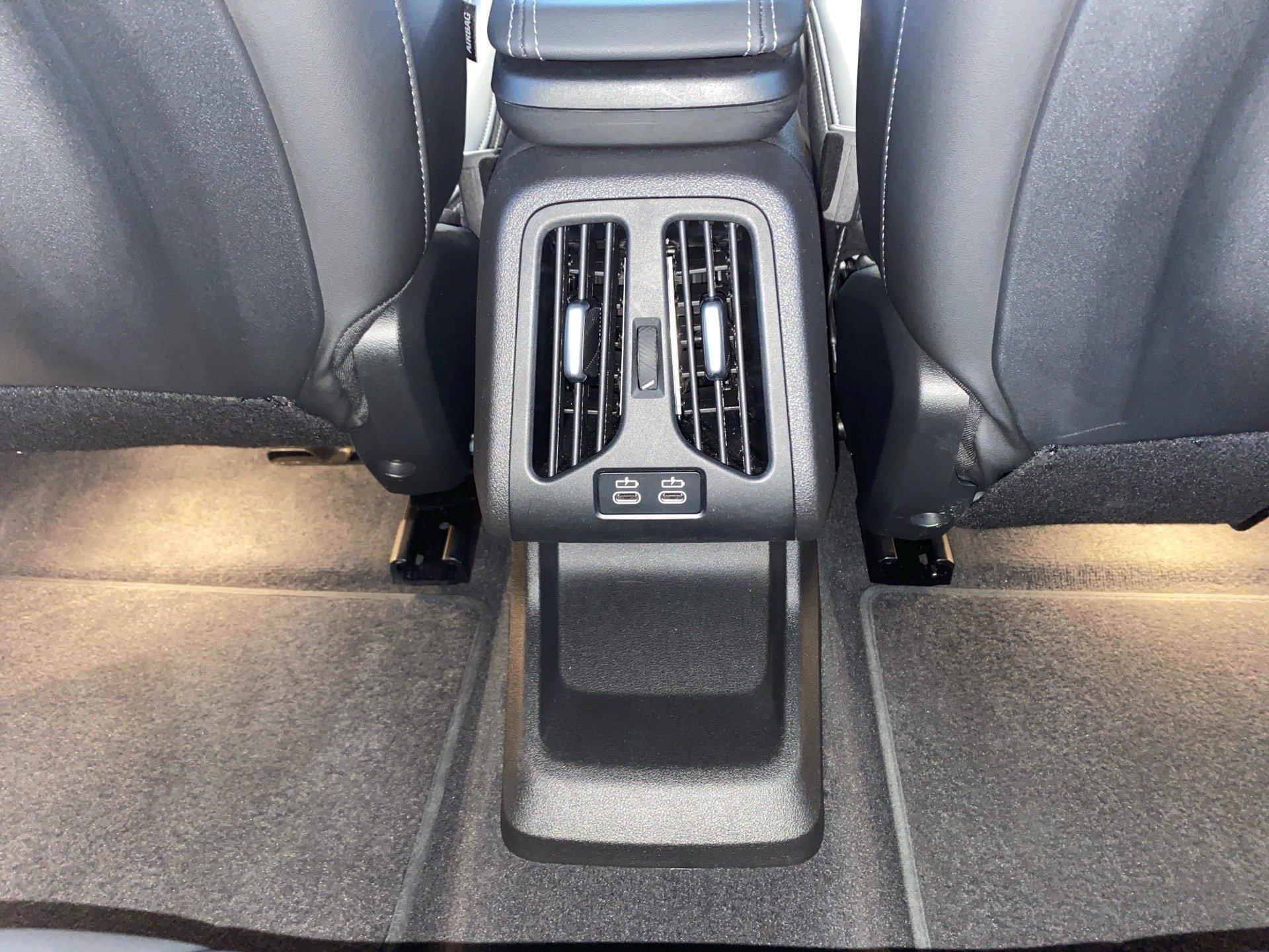 BMW iX2 – Bild 7