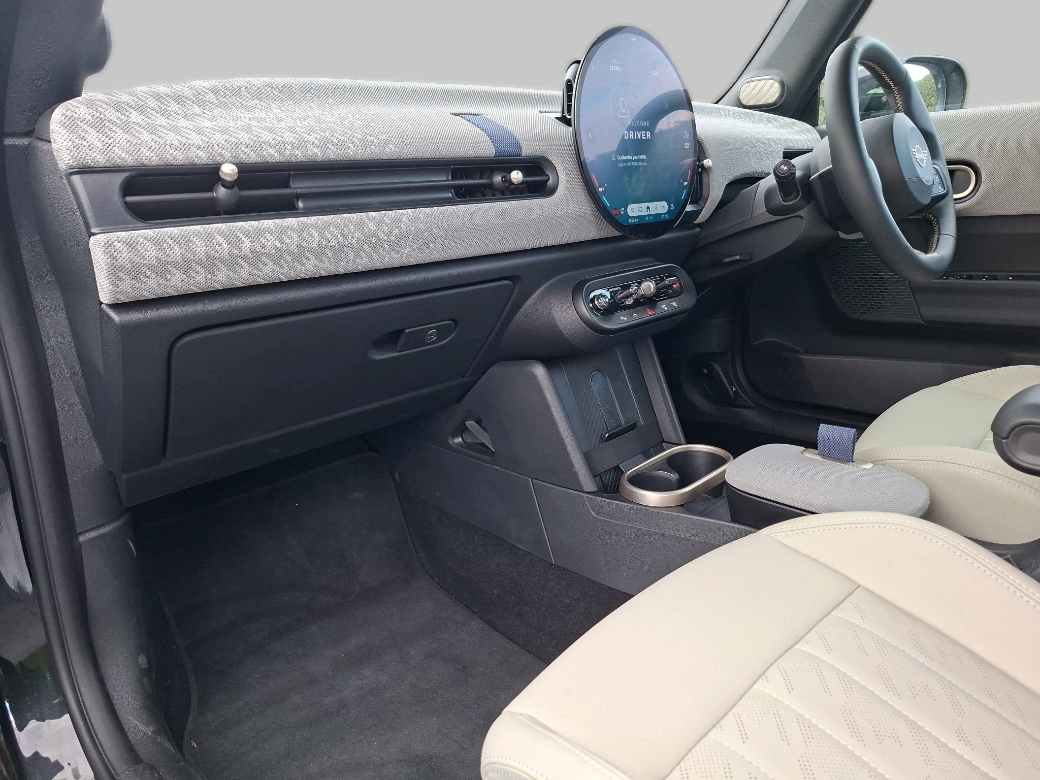 MINI Cooper Convertible S Interior