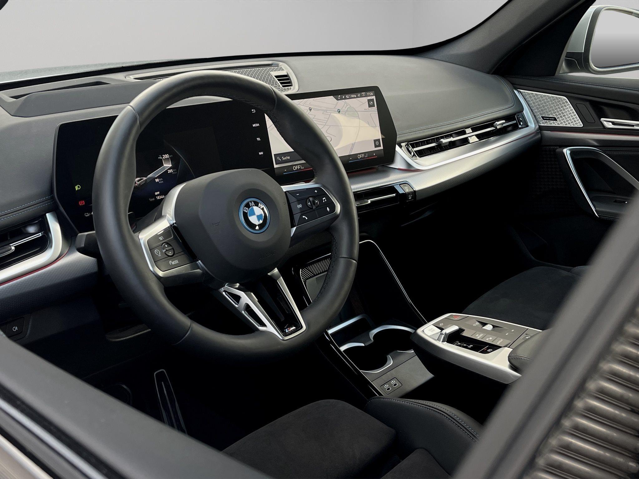 BMW iX1 – Bild 8