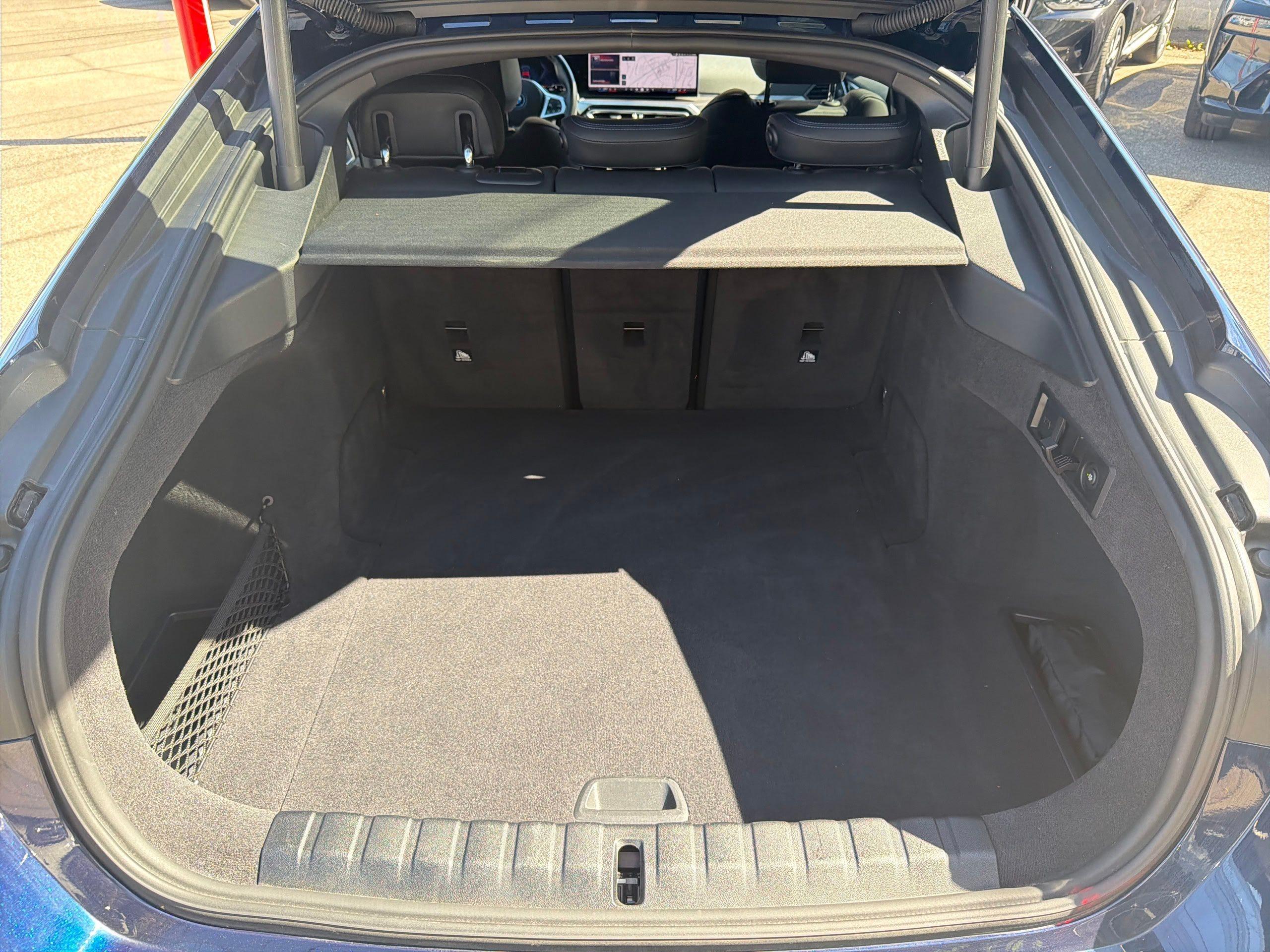 BMW i4 Gran Coupé – Bild 9