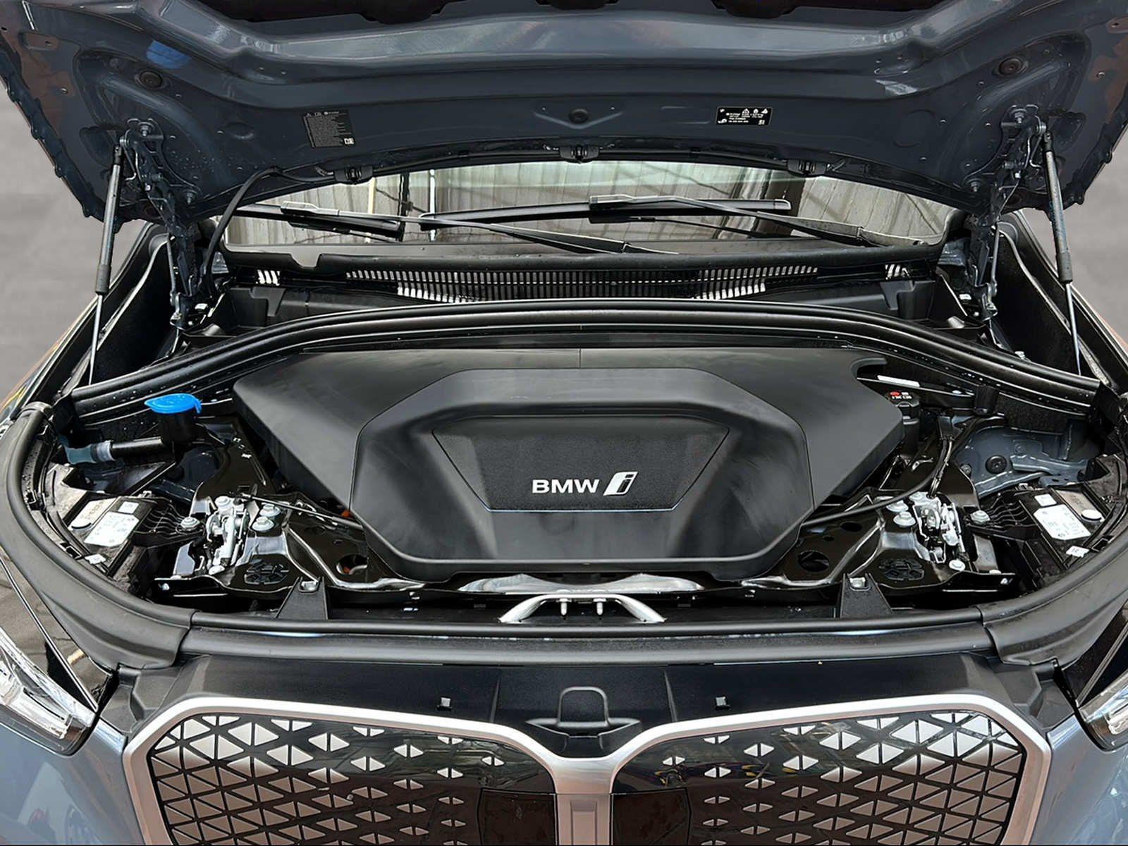 BMW iX1 – Bild 21