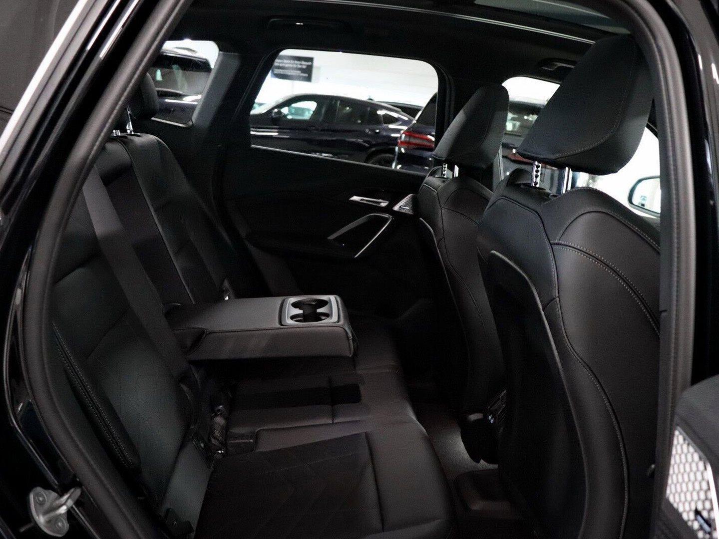 BMW iX1 – Bild 12