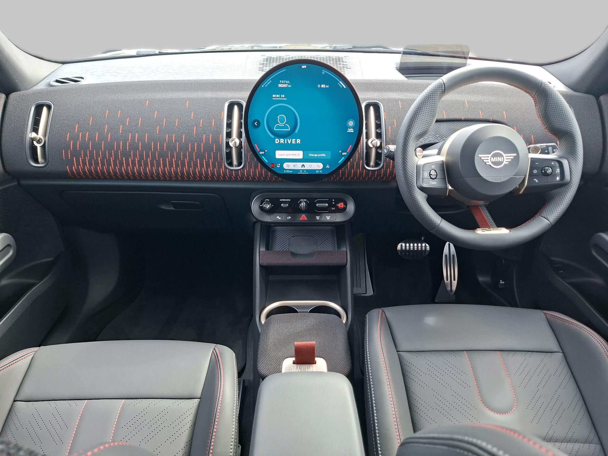 MINI John Cooper Works Countryman ALL4 Interior