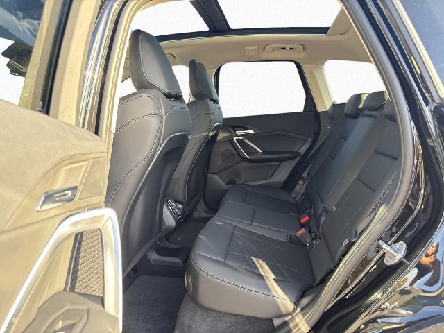 BMW iX1 – Bild 9