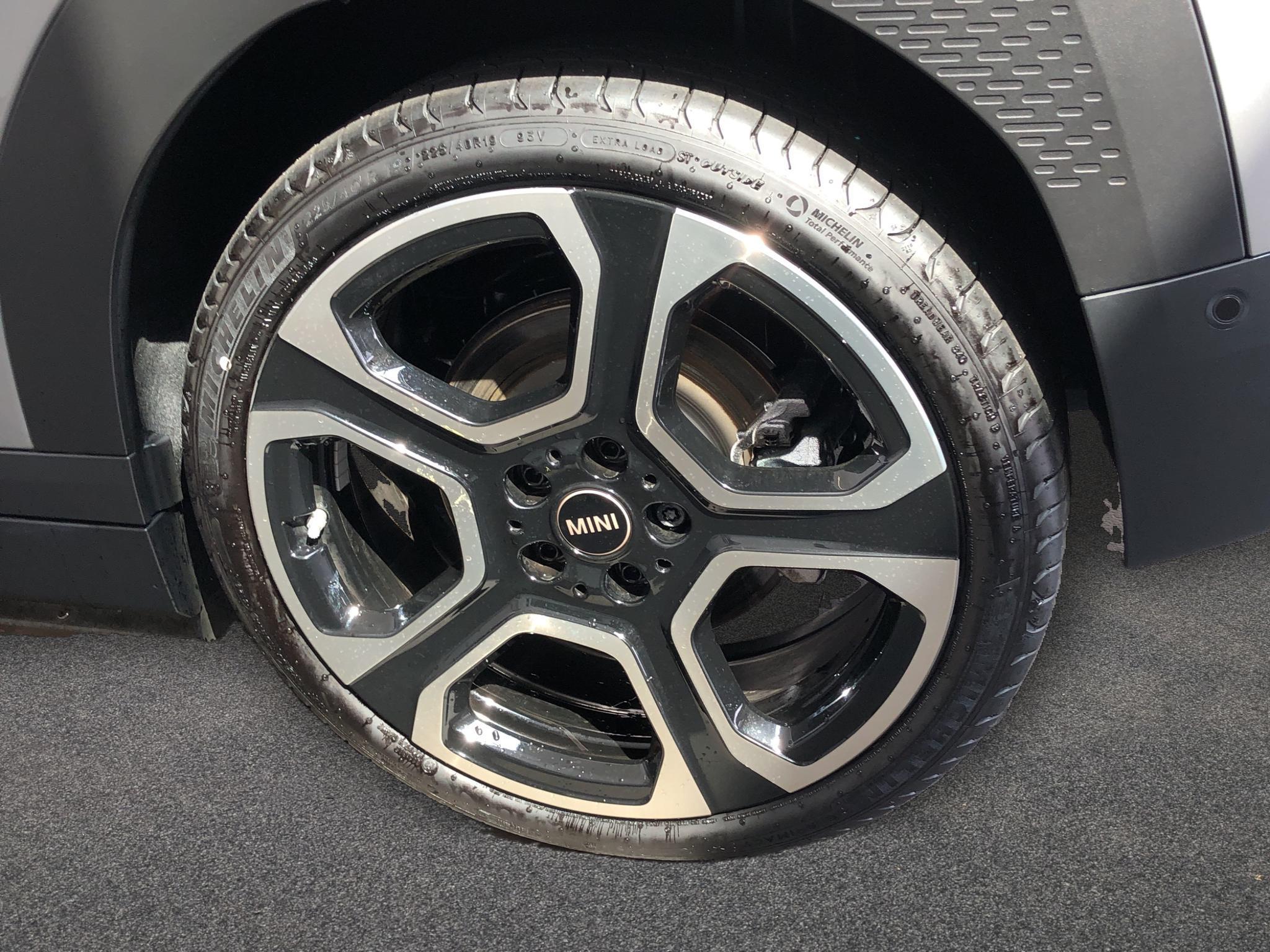 MINI Aceman SE