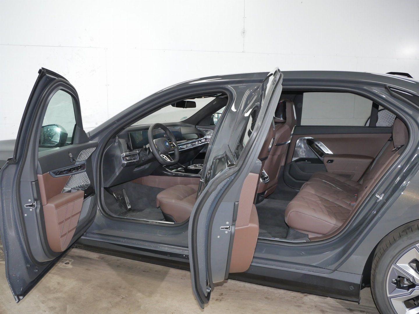 BMW i7 – Bild 9