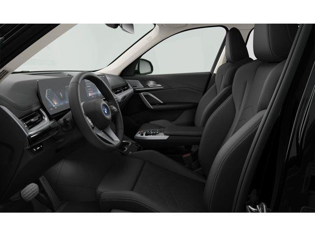 BMW iX1 – Bild 10