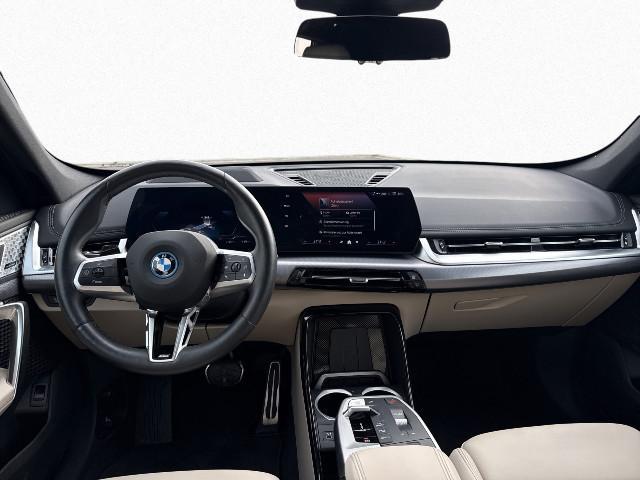 BMW iX1 – Bild 9