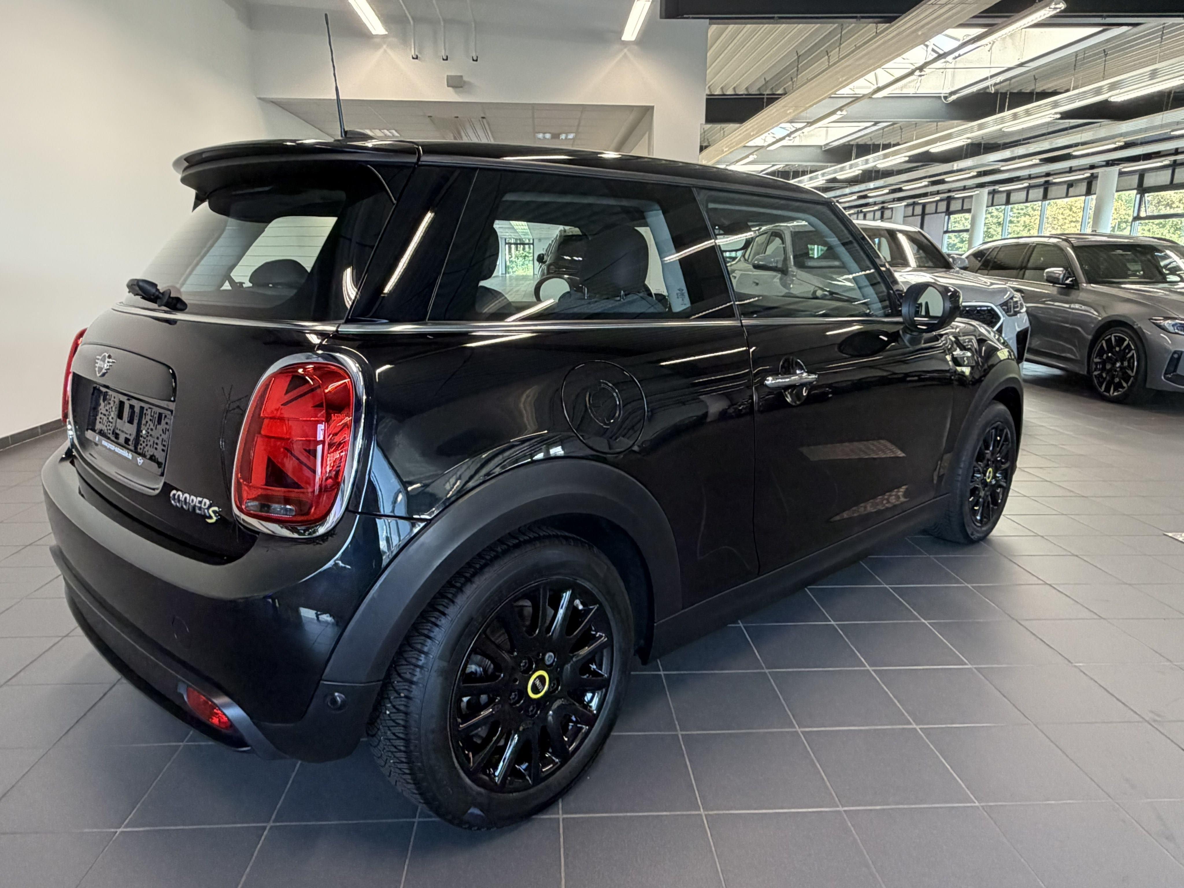 MINI Cooper 3-Türer – Bild 3