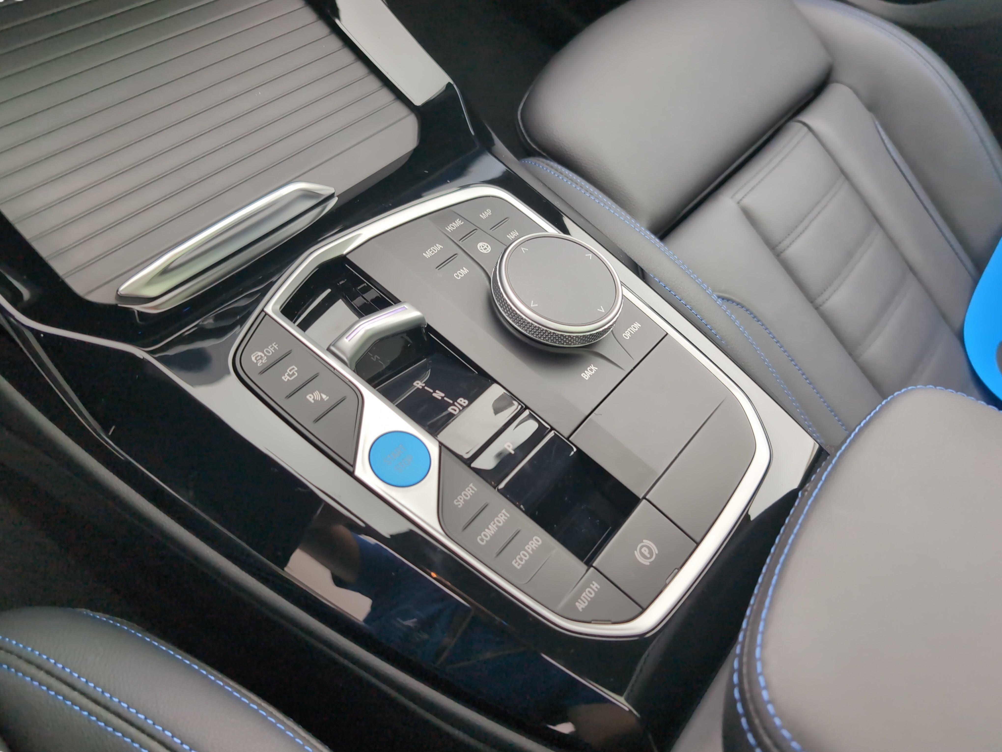 BMW iX3 – Bild 13
