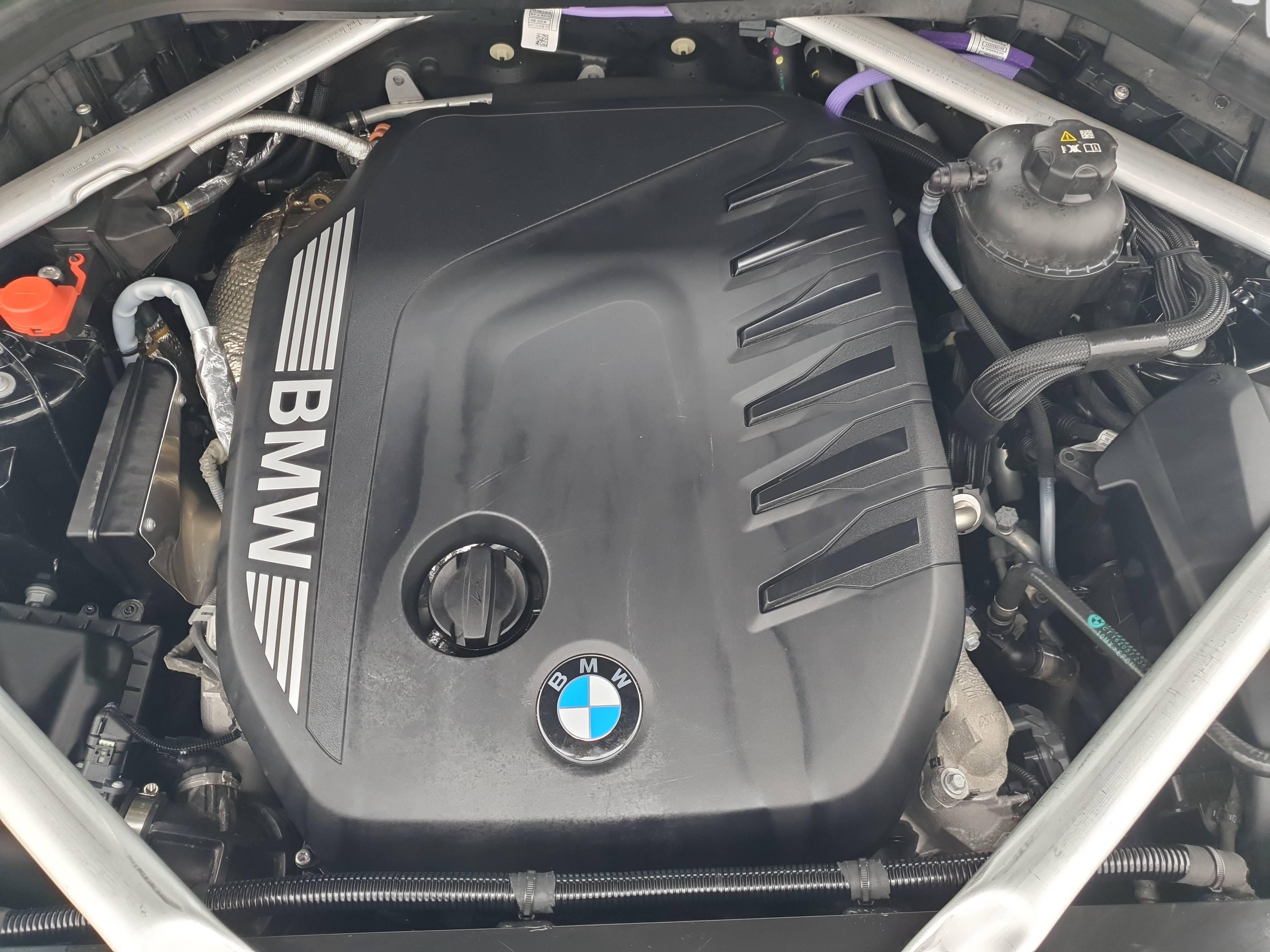BMW X5 – Bild 15