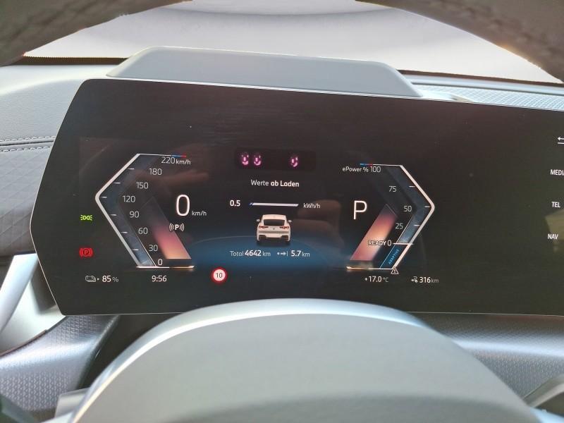 BMW iX2 – Bild 29
