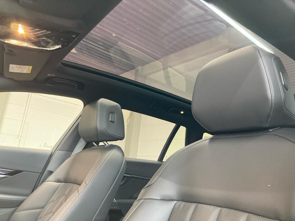BMW i5 Touring – Bild 7