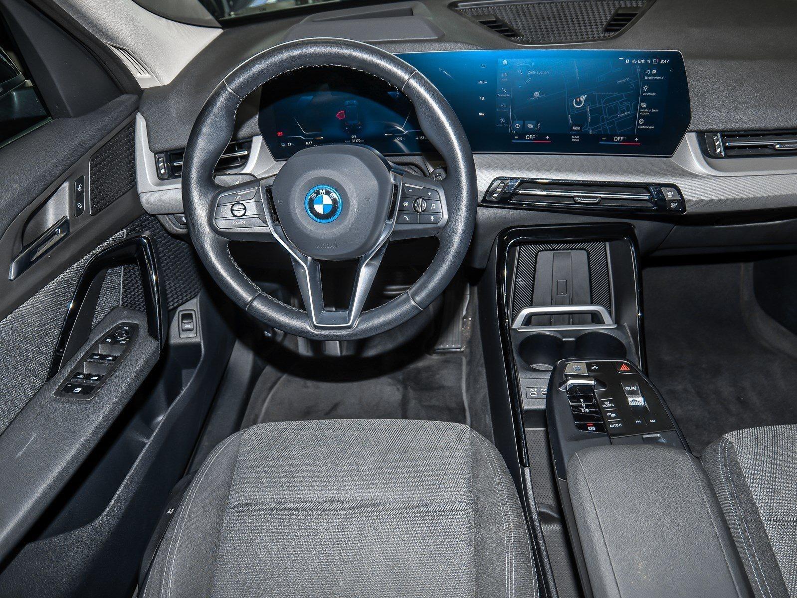 BMW iX1 – Bild 17