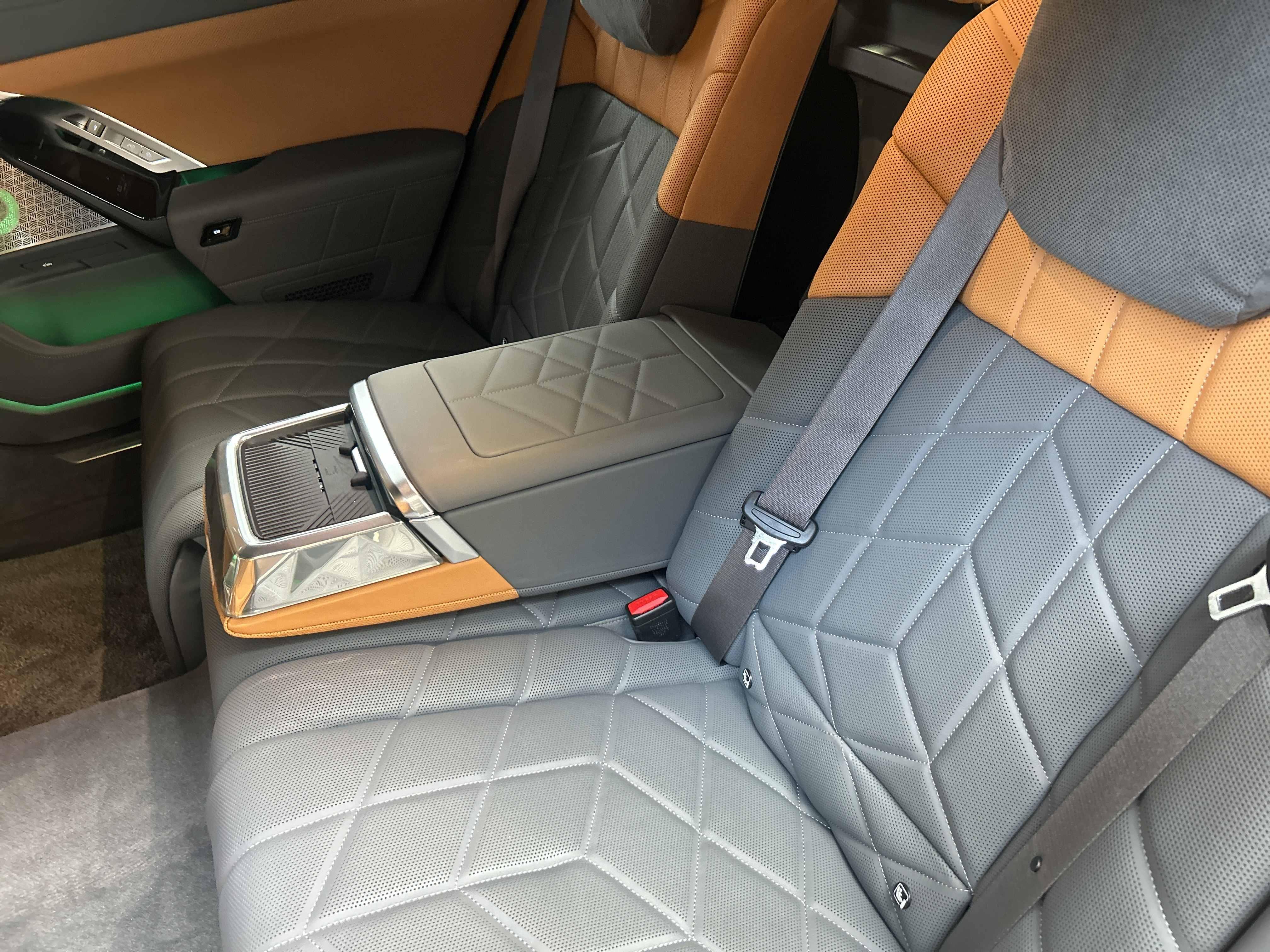 BMW i7 – Bild 15