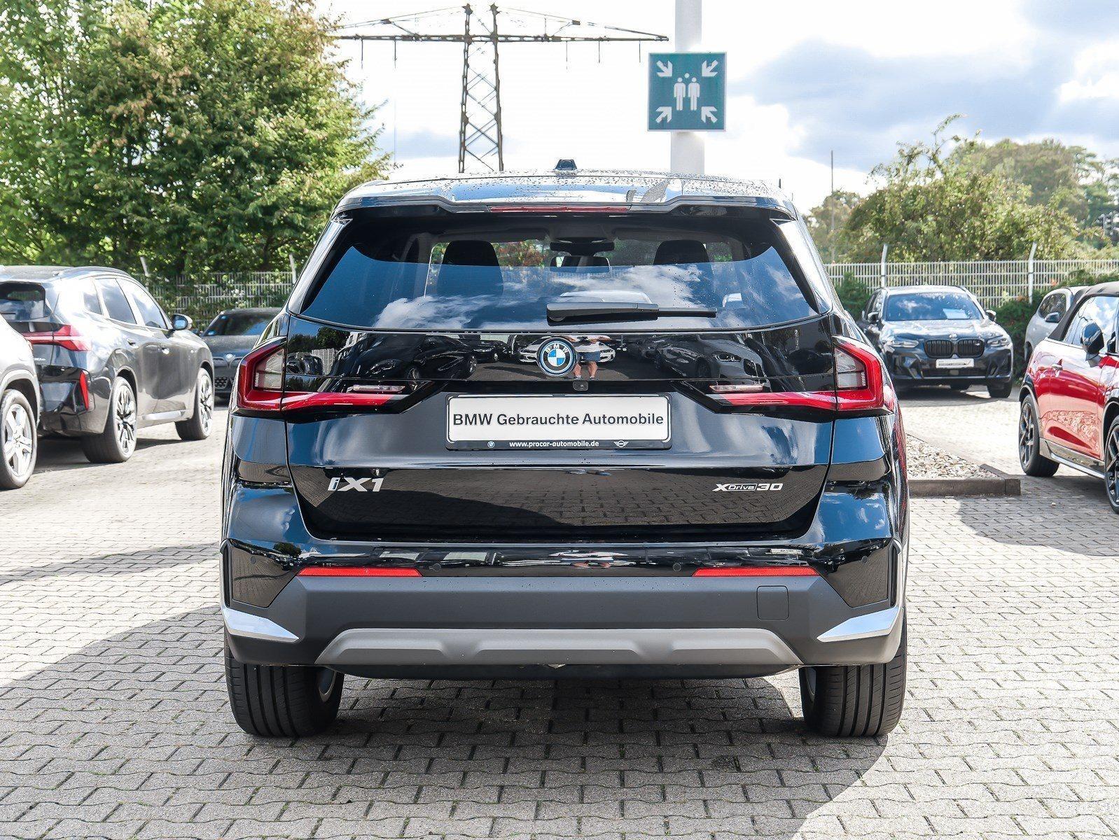 BMW iX1 – Bild 22