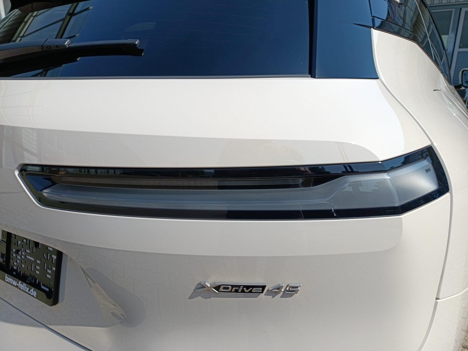 BMW iX – Bild 11