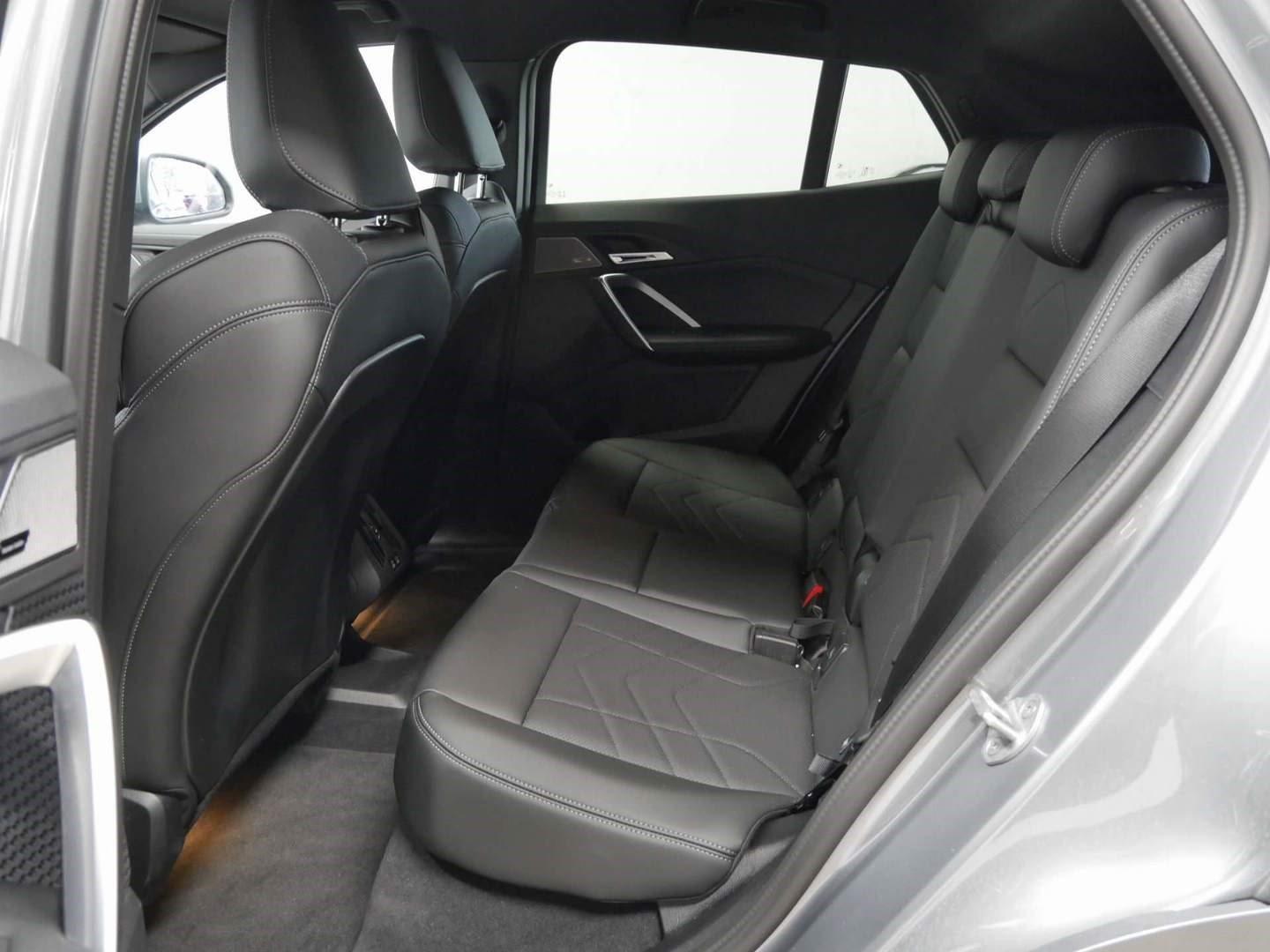 BMW iX2 – Bild 3