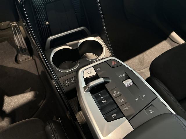 BMW iX2 – Bild 8