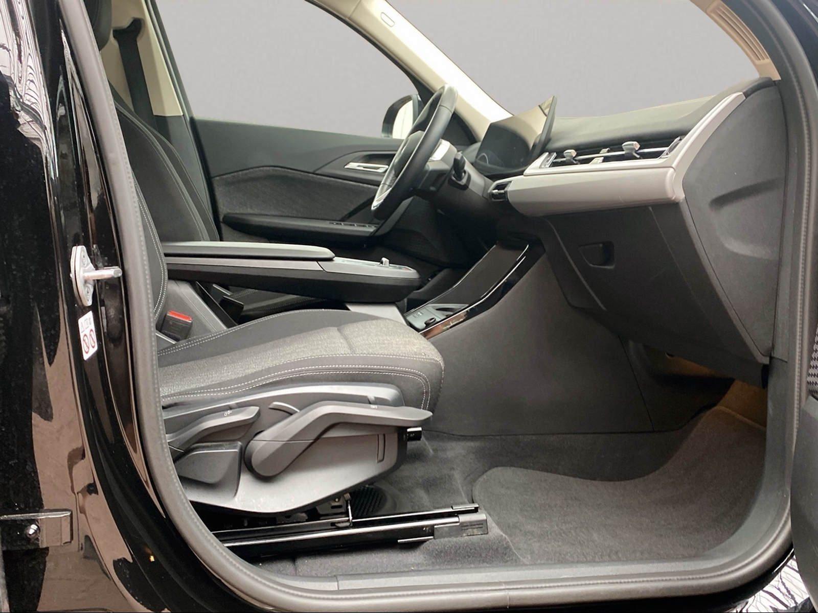 BMW iX1 – Bild 8