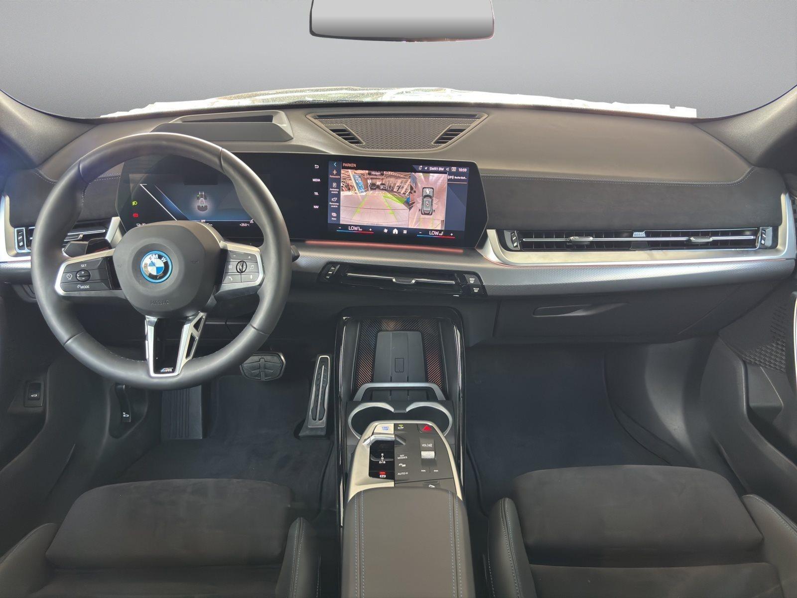 BMW iX2 – Bild 7