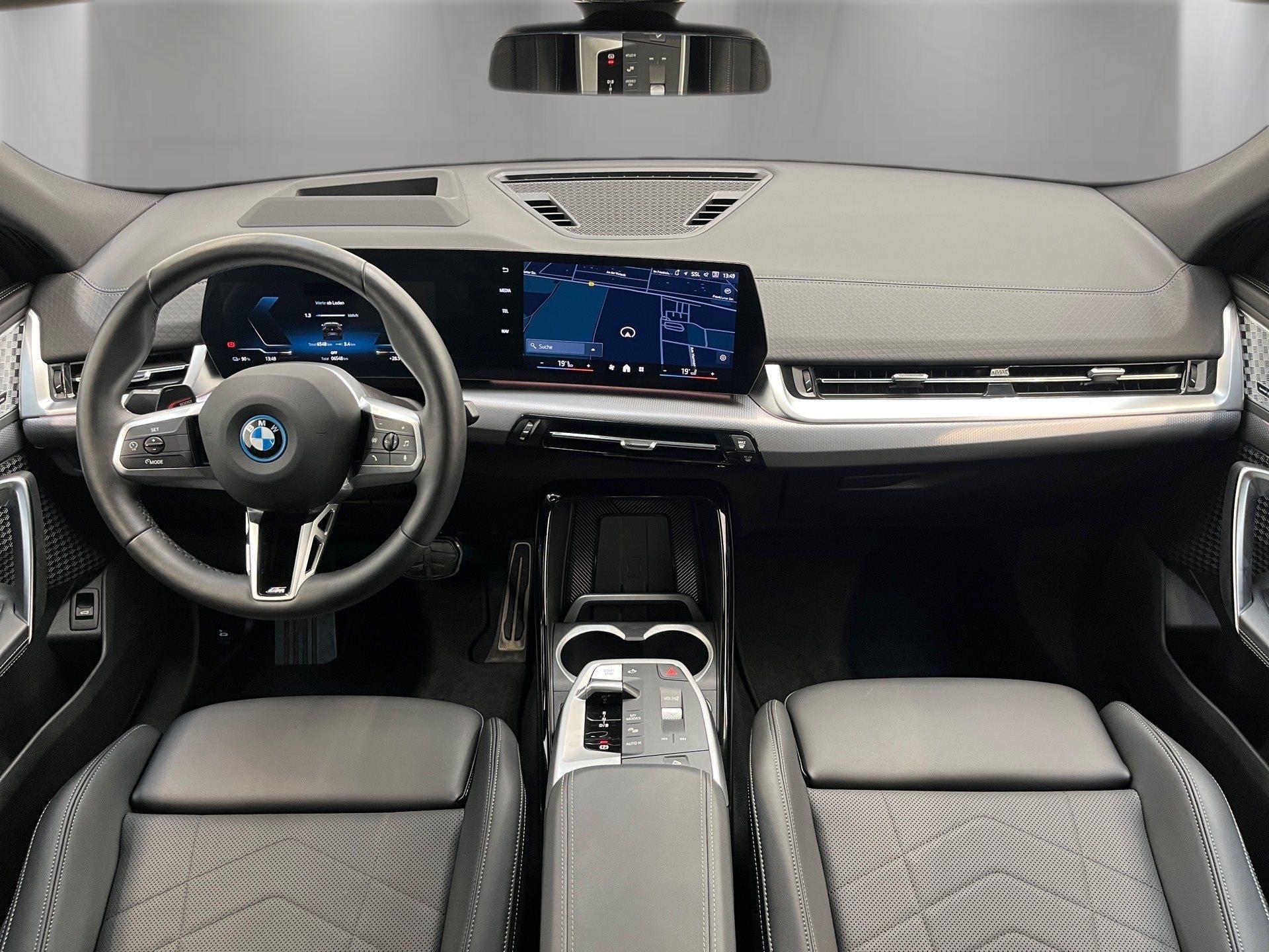 BMW iX2 – Bild 6