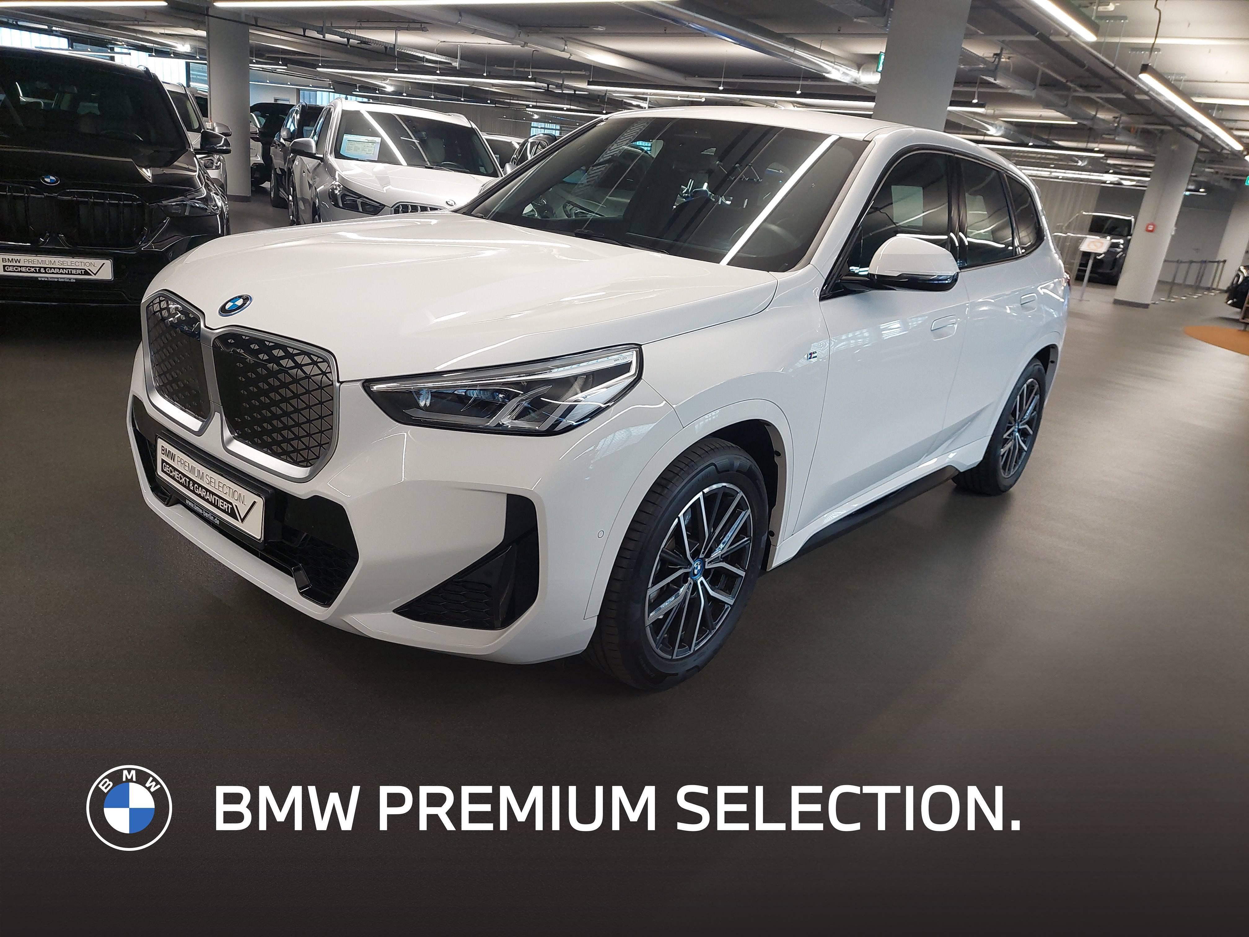 BMW IX1 2024