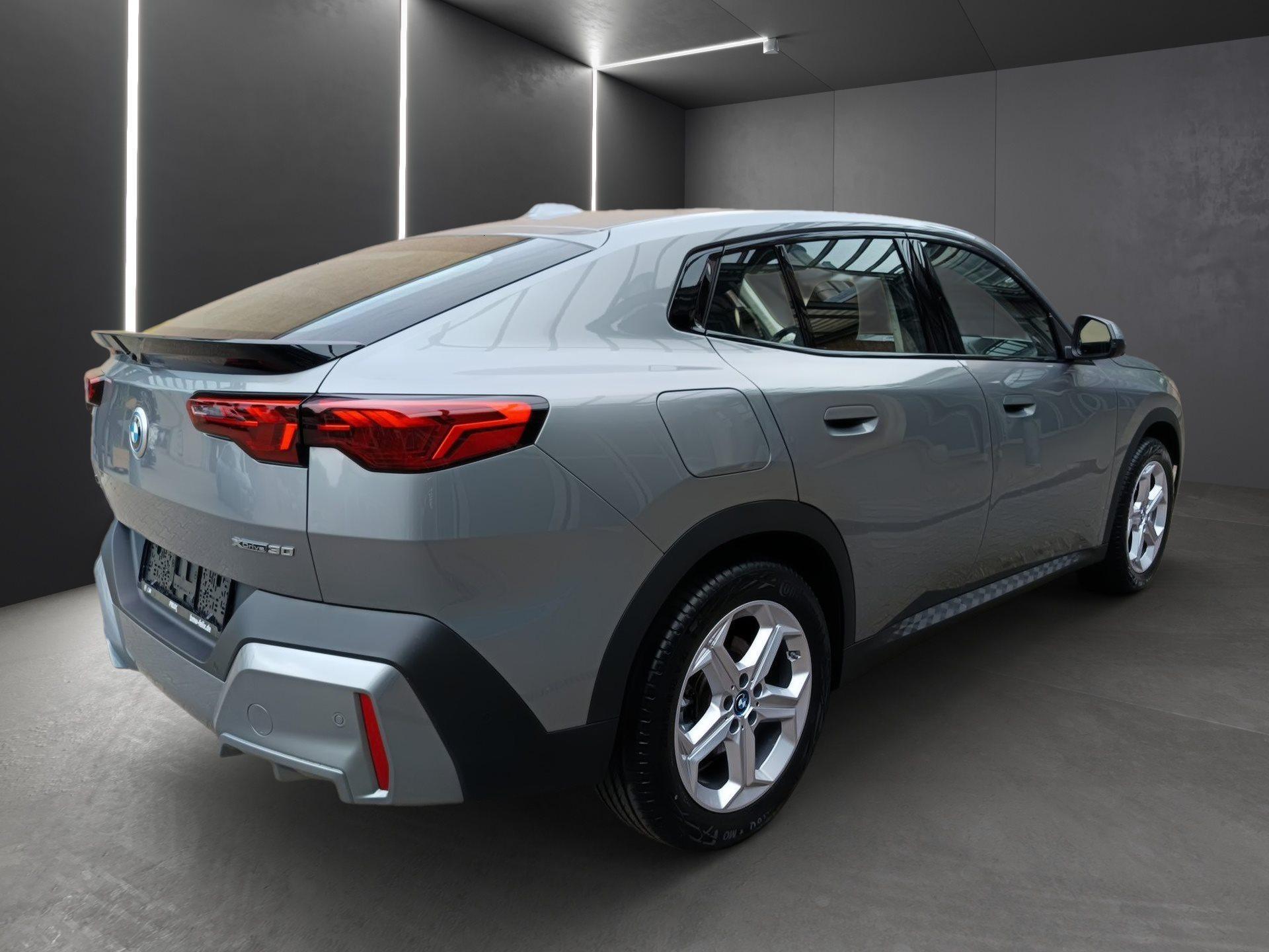 BMW iX2 – Bild 6