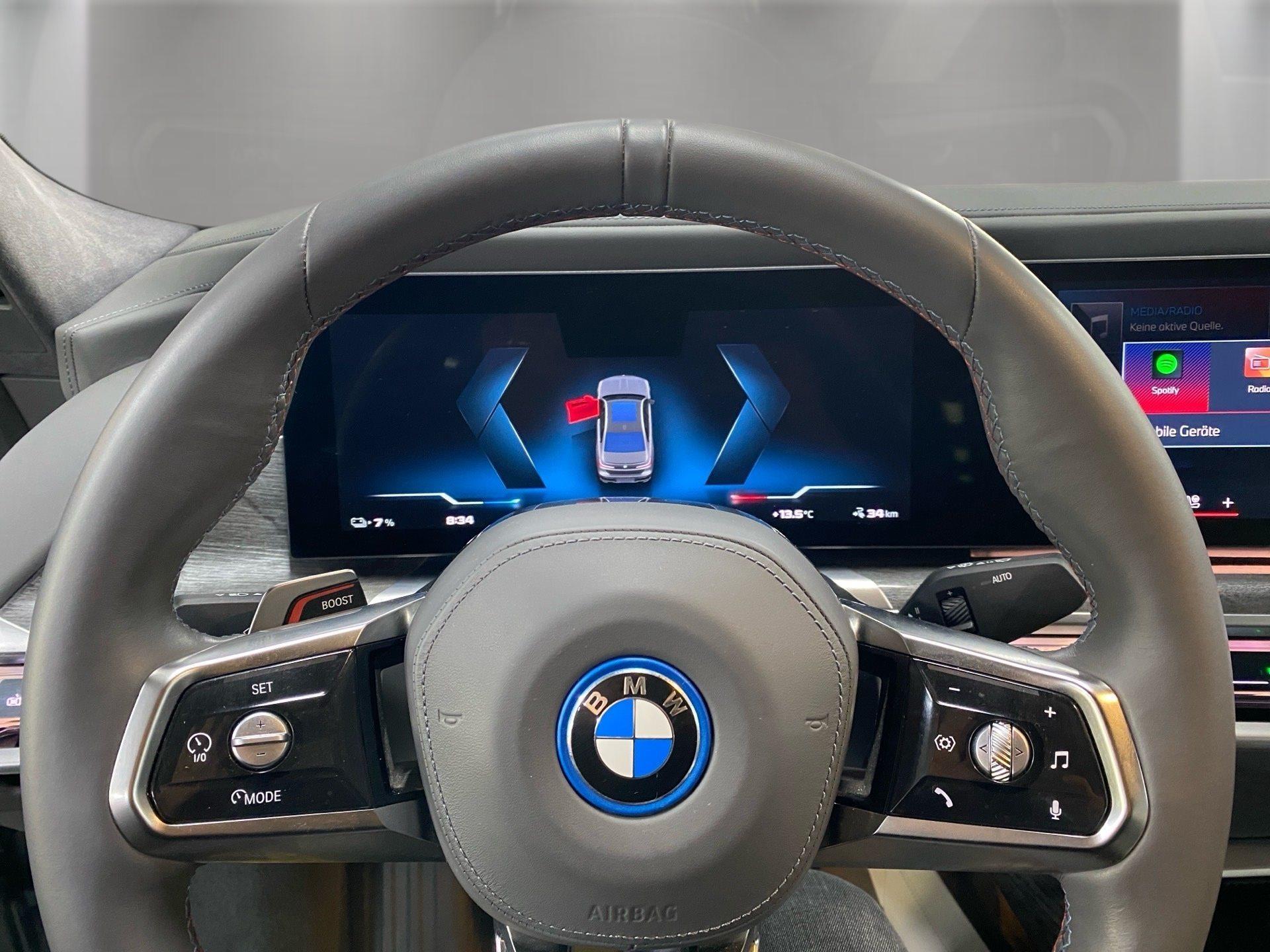 BMW i7 – Bild 14