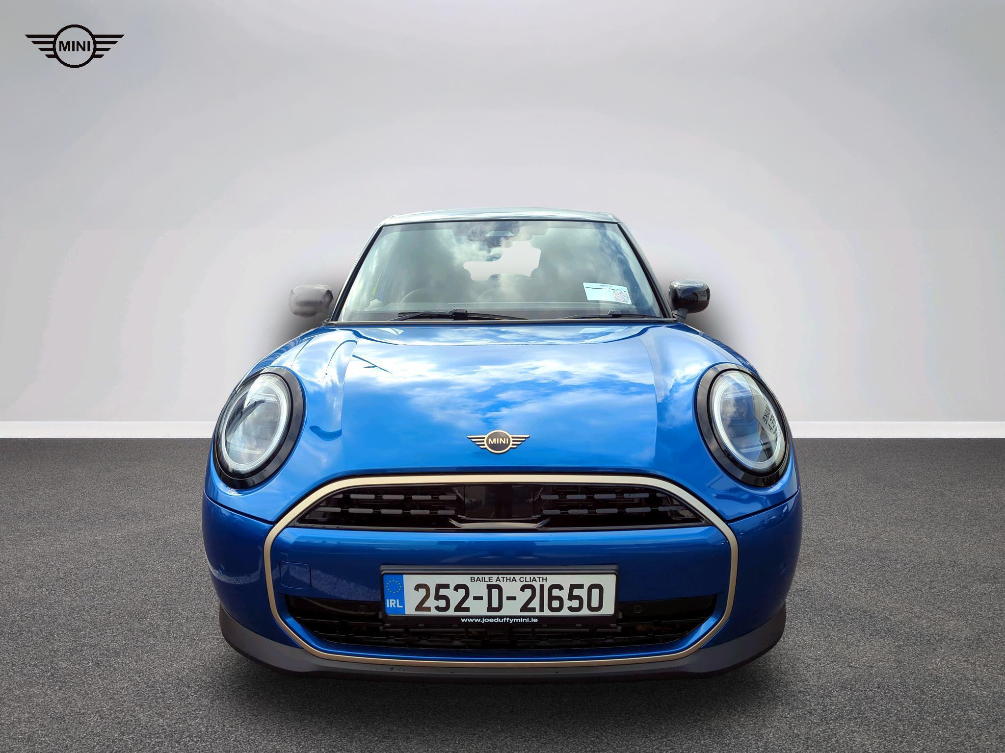 MINI Cooper C 5-Door 5