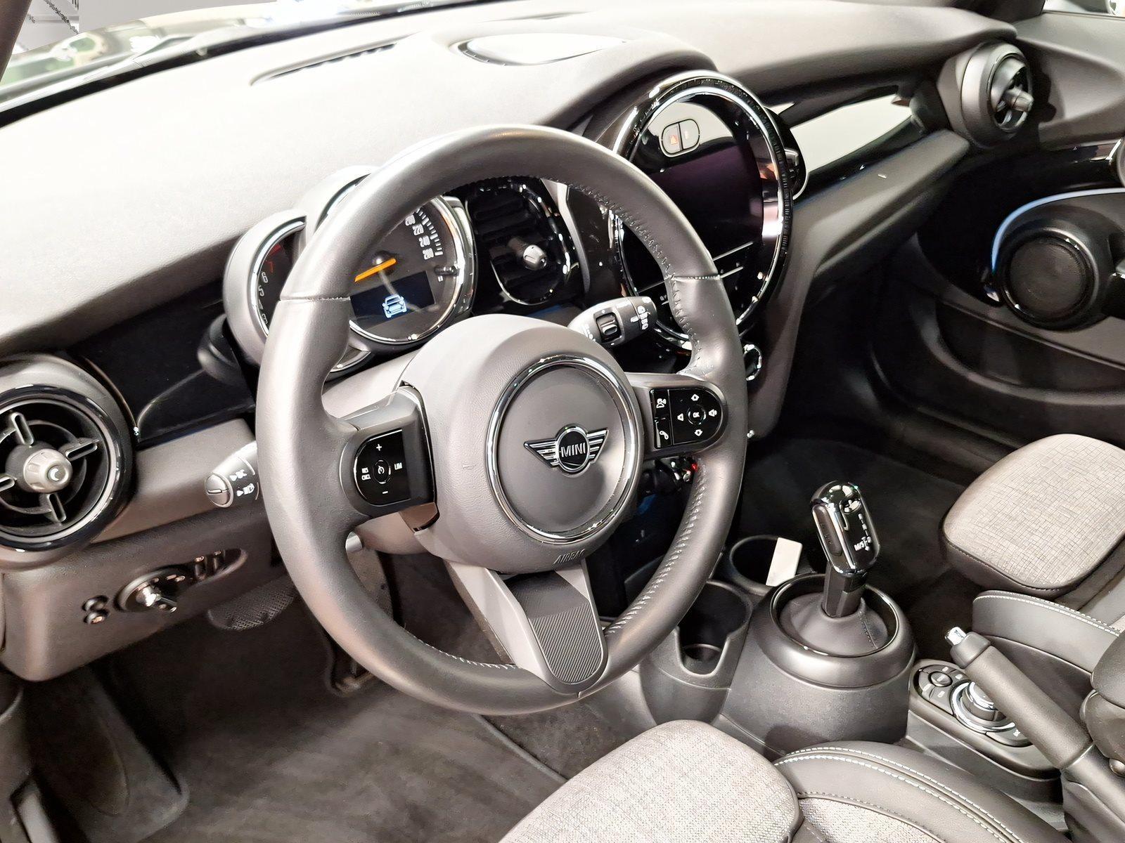 MINI Cooper 5-Türer – Bild 4